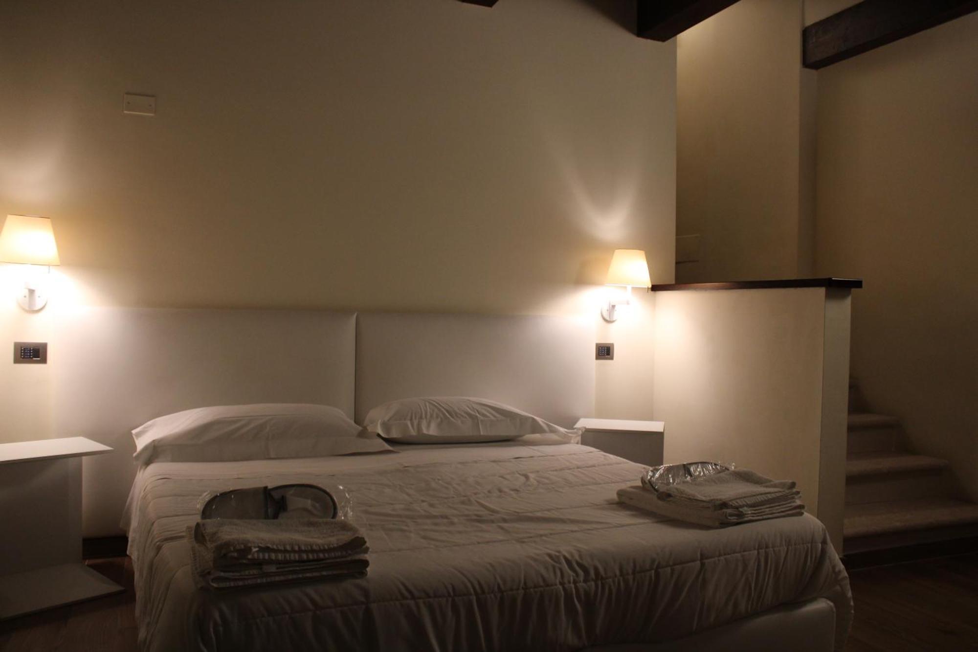 Il Borgo Ospitale - Albergo Diffuso Rotonda Esterno foto