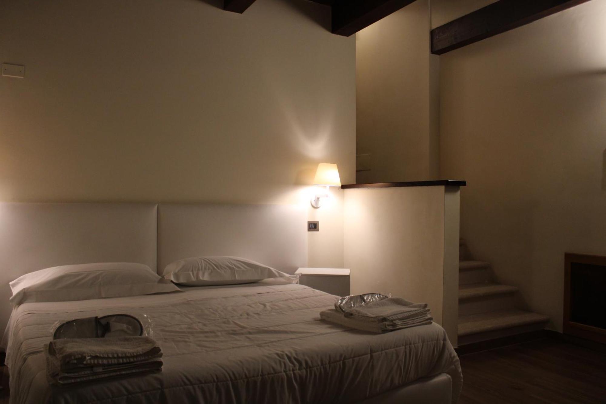 Il Borgo Ospitale - Albergo Diffuso Rotonda Esterno foto