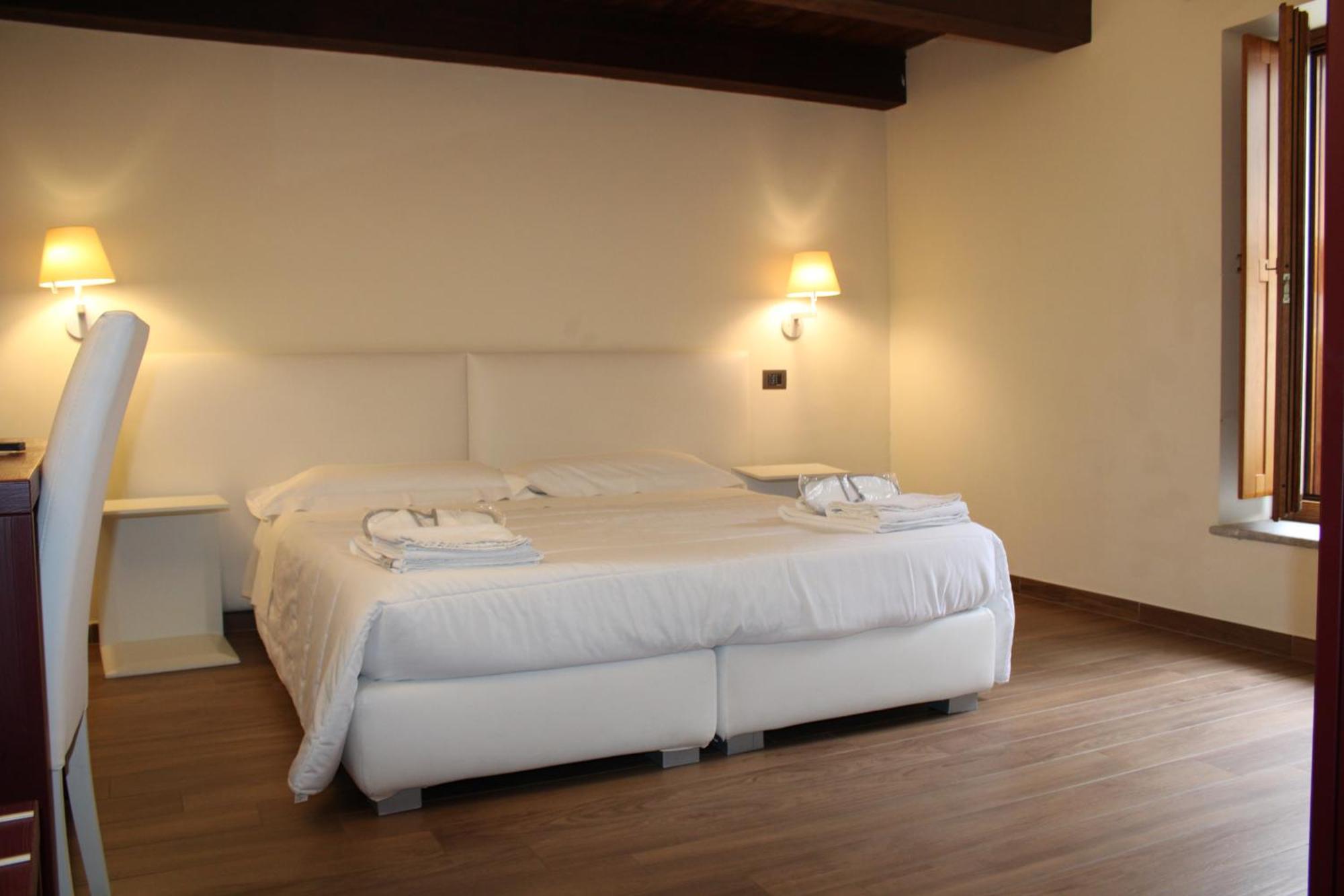 Il Borgo Ospitale - Albergo Diffuso Rotonda Esterno foto