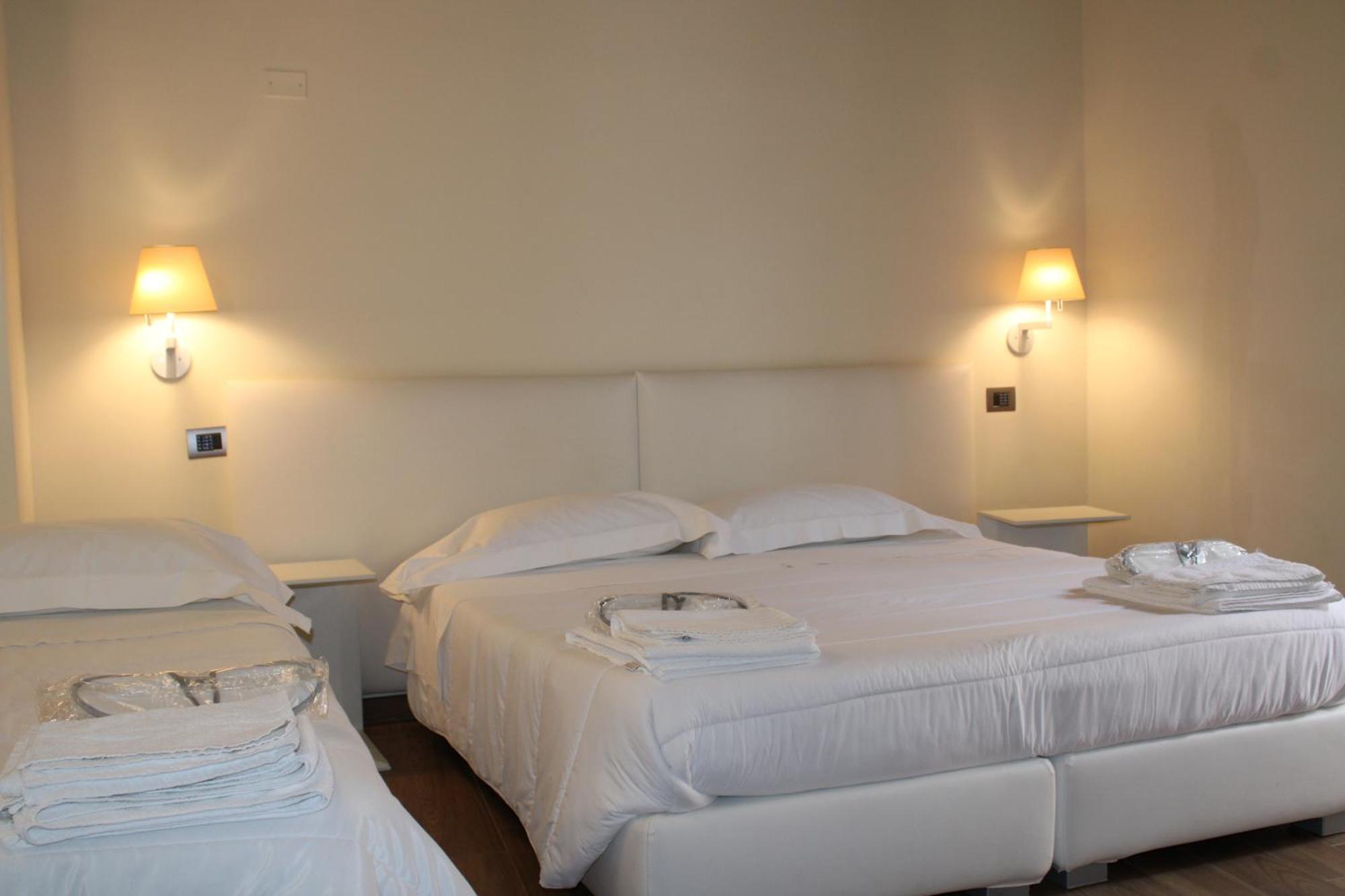Il Borgo Ospitale - Albergo Diffuso Rotonda Esterno foto