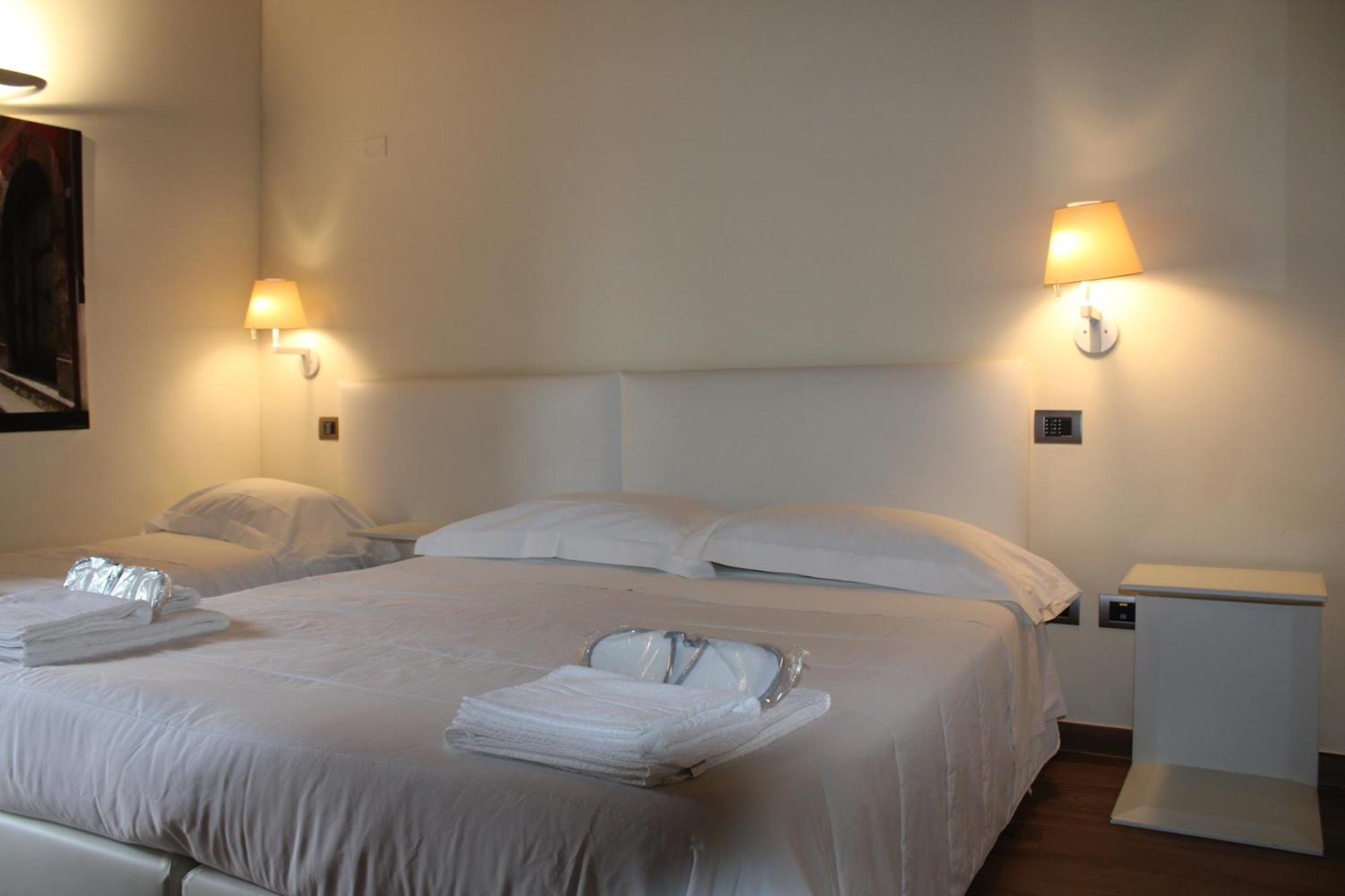 Il Borgo Ospitale - Albergo Diffuso Rotonda Esterno foto